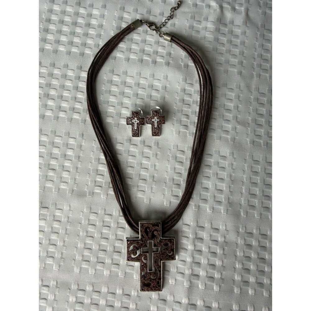 Western Necklace and Earrings Set - Cowboy Style Cross Charm Blazin Roxx